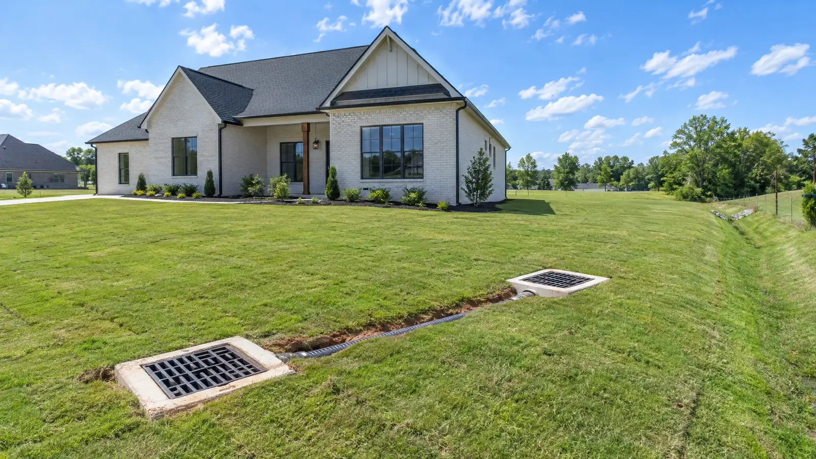 Yard drainage in White House, Tennessee